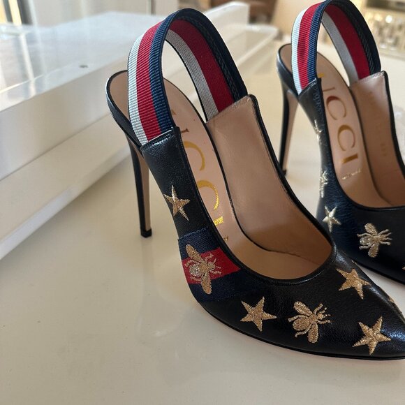 Never worn Gucci Black Leather Bee & Star Embroidered Slingback Web Pumps US 6 - Picture 4 of 4